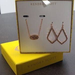 Kendra Scott Rose Gold Necklace & Earrings NEW